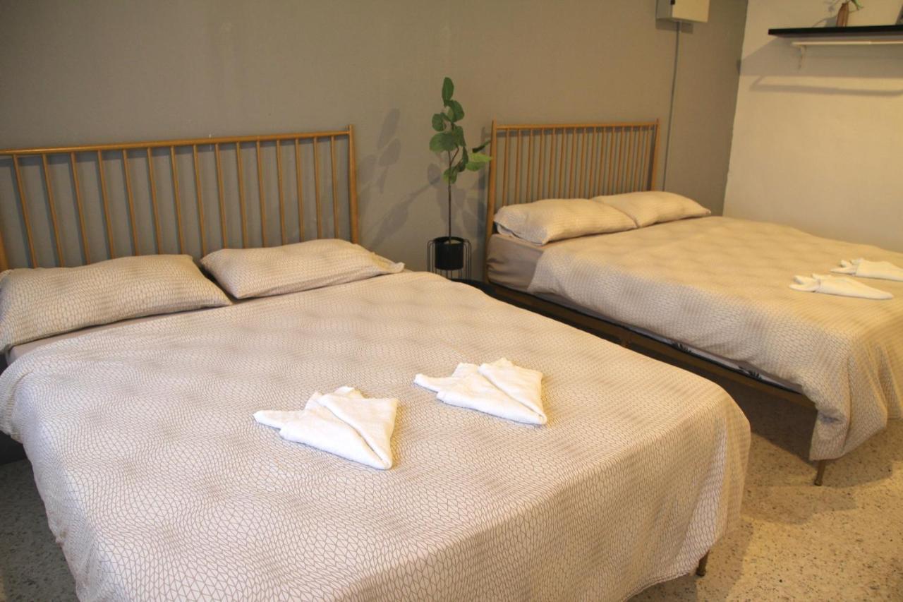 Mom Mark Inn George Town Exterior foto